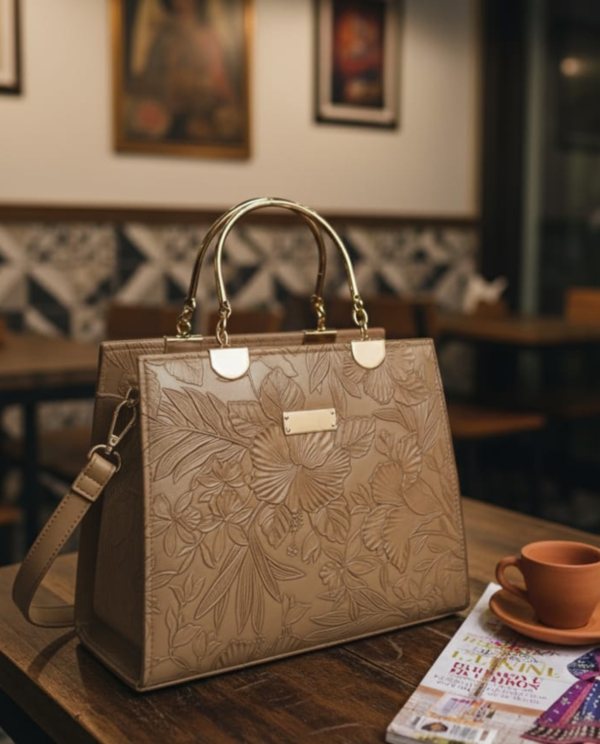 Flora Handbag - Beige